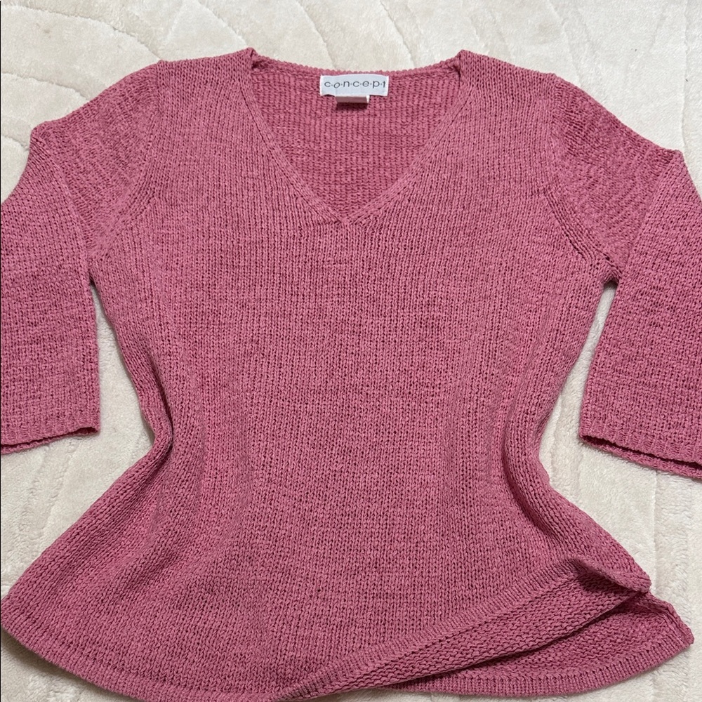 Concept Women's V-Neck Sweater in Rose Pink